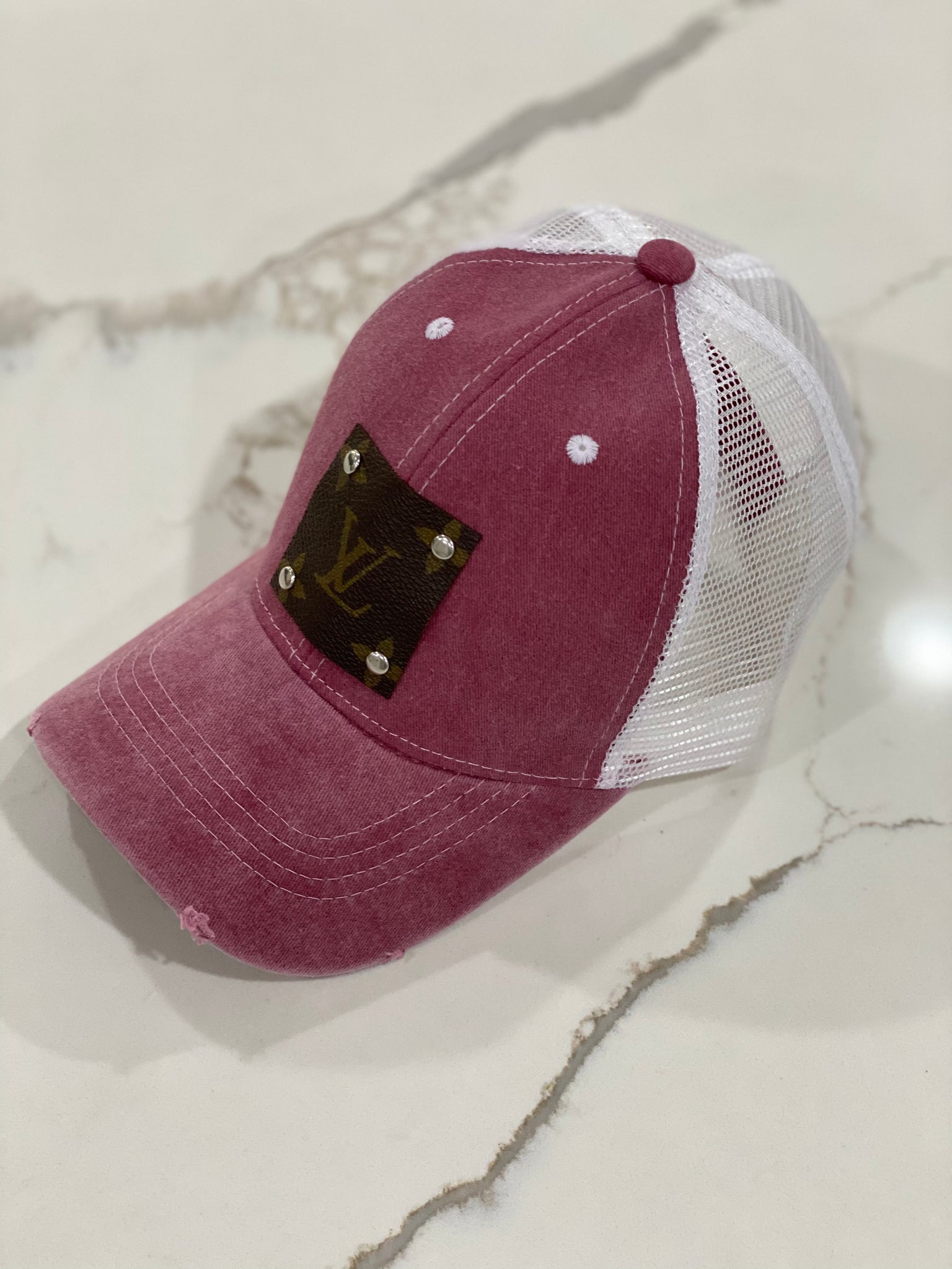 Burgundy Trucker Hat – Shop Betty V